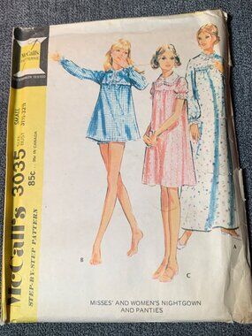 McCall's Misses Sleepwear Sewing Pattern Size 8-10 3035 Uncut 1970s